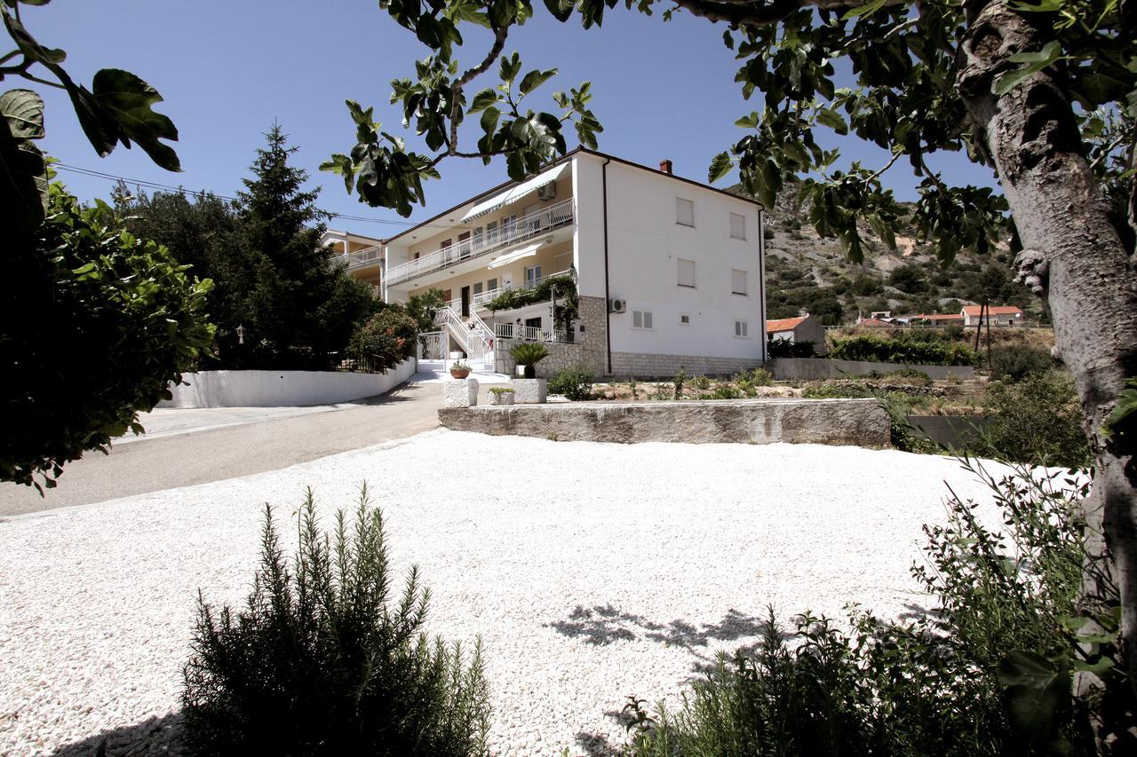 Apartment Carmen Trogir Exterior foto